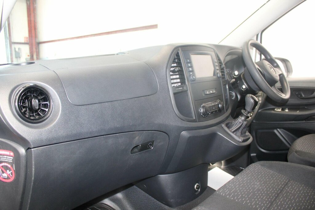 Mercedes-Benz Vito 119Cdi Premium Van 9G-tronic Grey #33