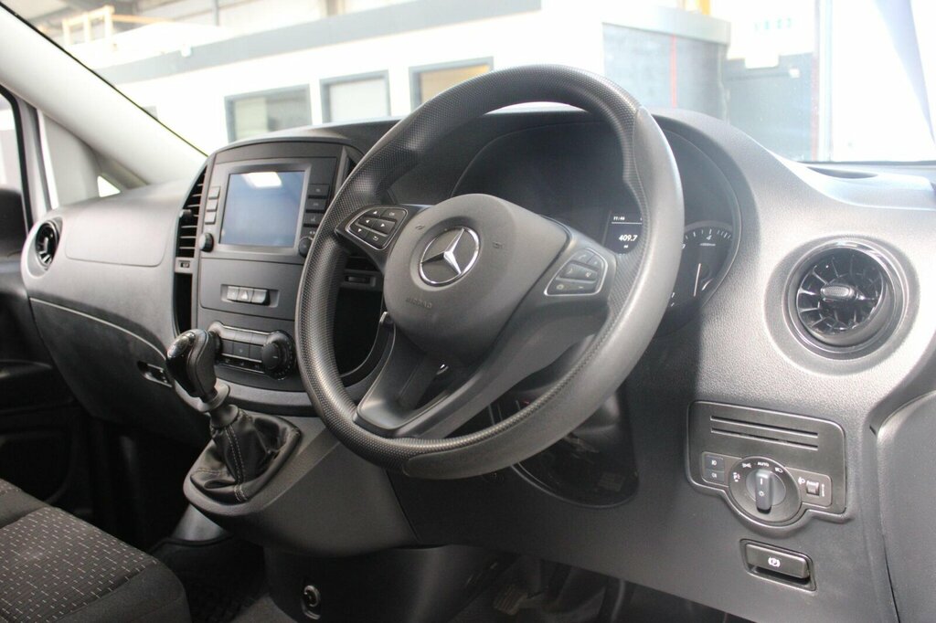 Mercedes-Benz Vito 119Cdi Premium Van 9G-tronic Grey #30