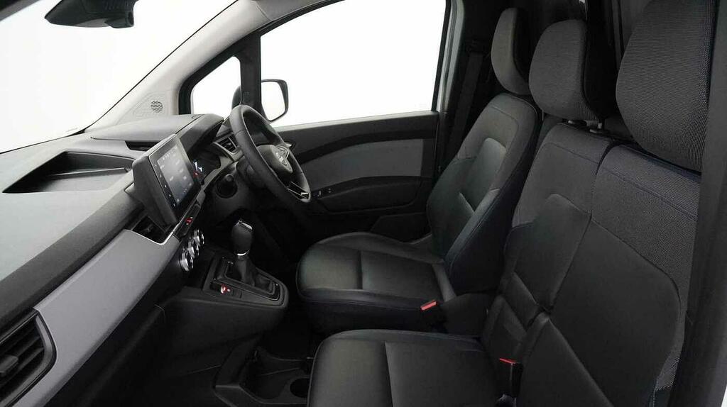 Nissan TOWNSTAR 90Kw Tekna Crew Van 45Kwh Grey #14