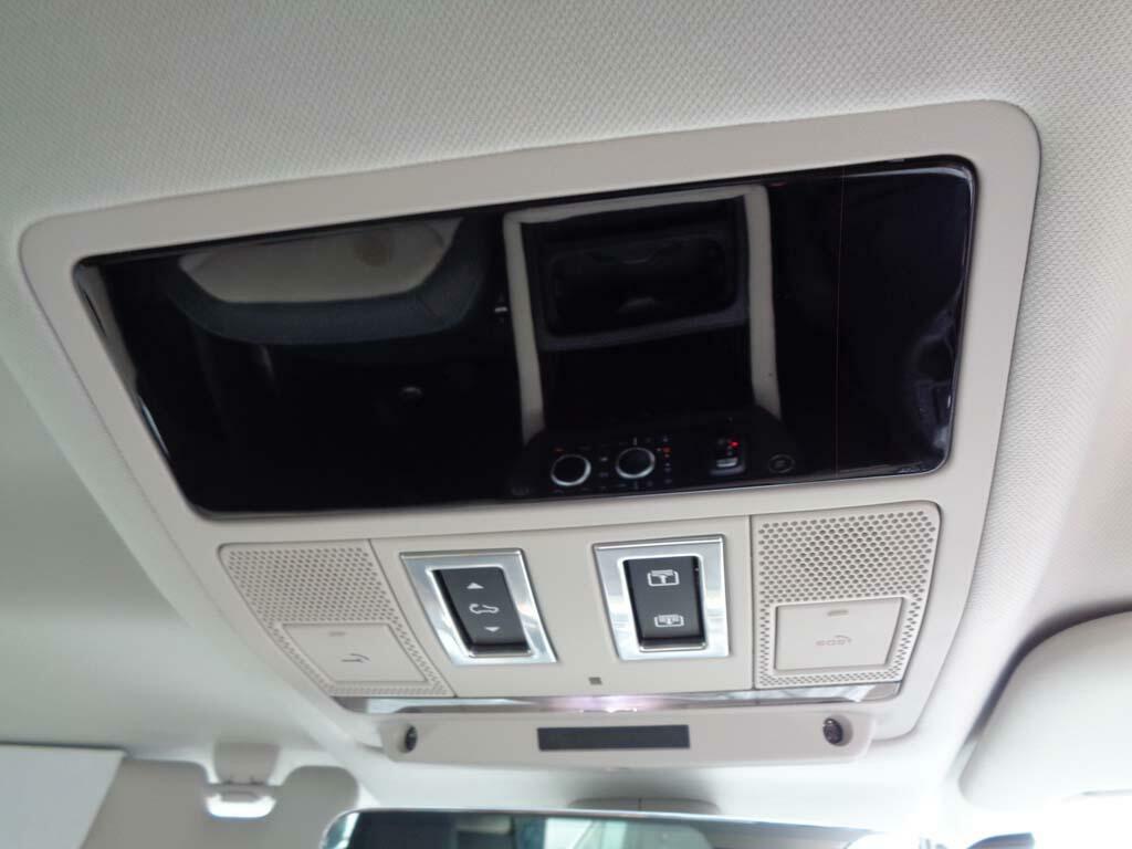 Land Rover Defender Xs Edition Flrsh Sliding Panoramic Roof 22 Alloys Black #19