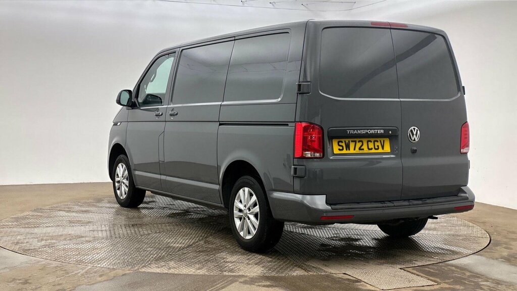 Volkswagen Transporter 2.0 Tdi T28 Highline Fwd Swb Euro 6 Ss Grey #2