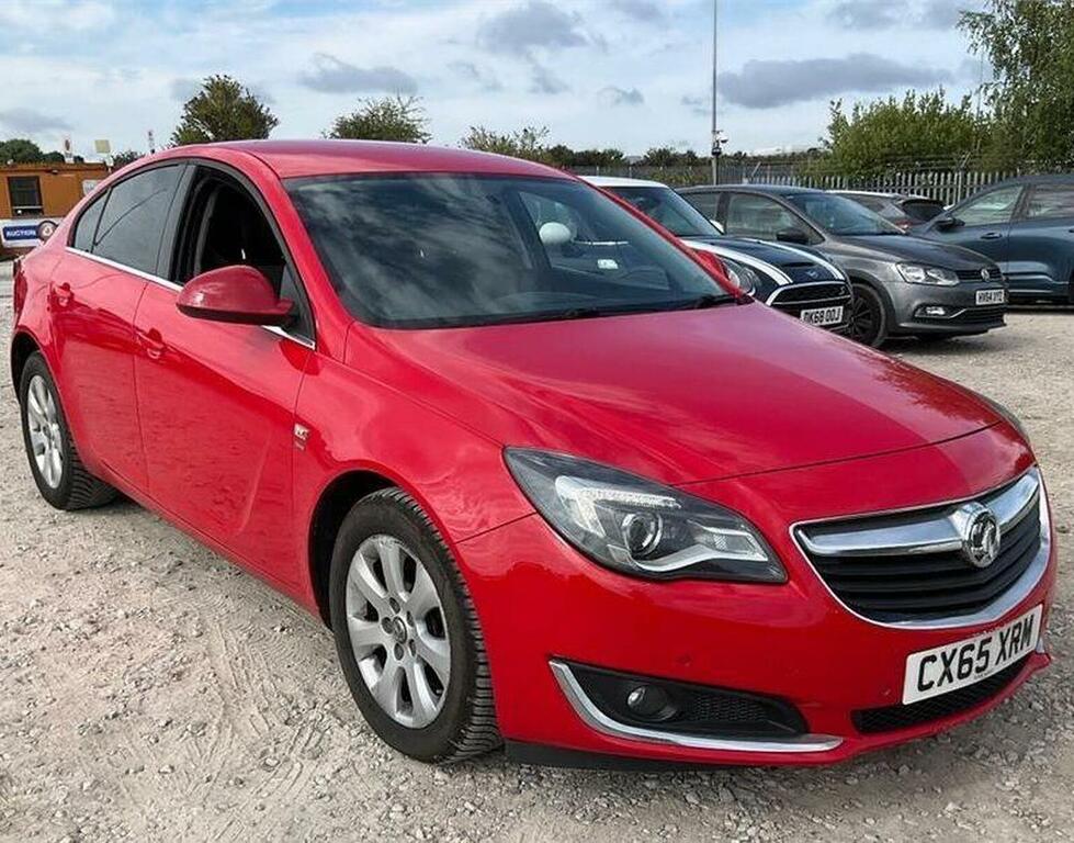 Vauxhall Insignia 1.6 Cdti Ecoflex Sri Euro 6 Ss Red