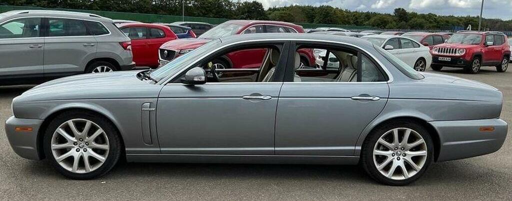Jaguar XJ 2.7 Td Sovereign Grey #2
