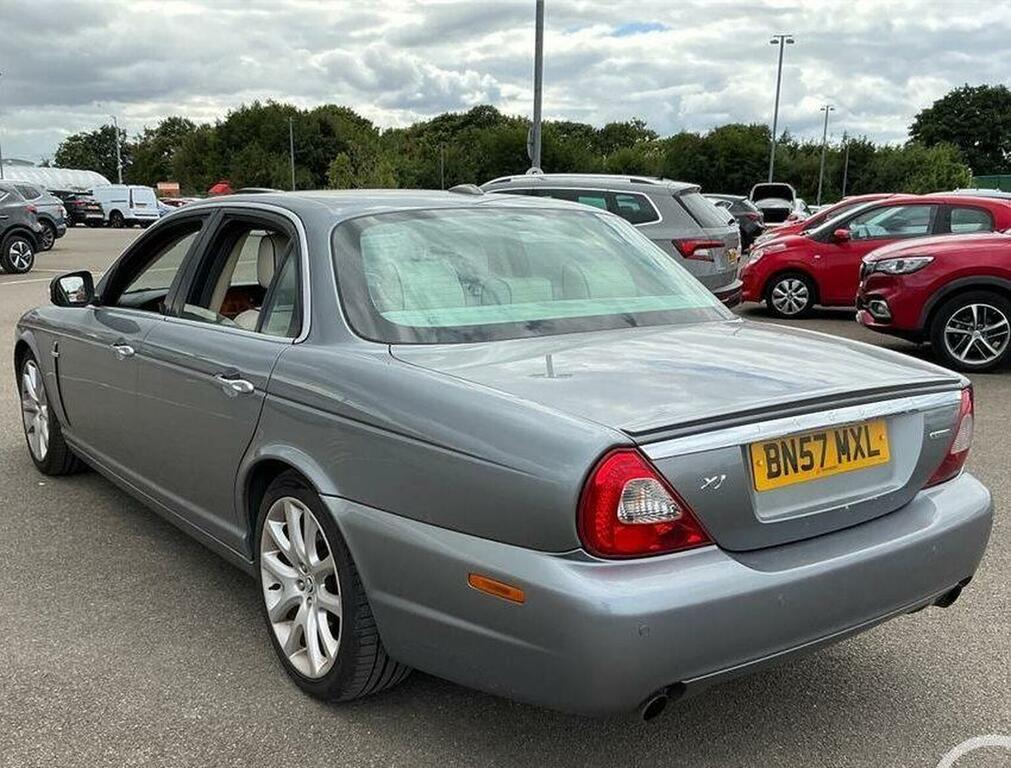 Jaguar XJ 2.7 Td Sovereign Grey #3