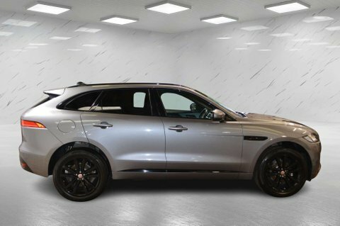 Jaguar F-Pace 2.0 P250i Chequered Grey #4