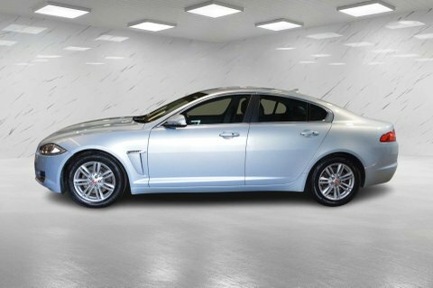 Jaguar XF 2.2D Premium Luxury Silver #4