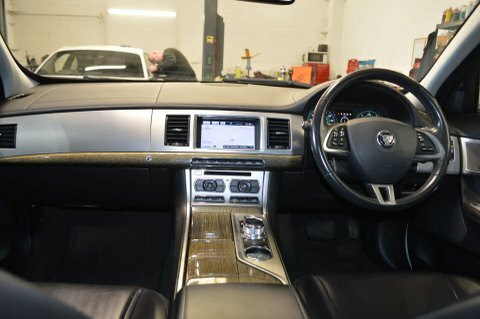 Jaguar XF Saloon 2.2D Premium Luxury Euro 5 Ss Silver #12