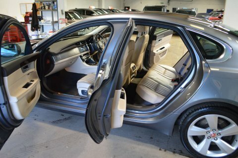 Jaguar XF 2.0I 300 300 Sport Awd #28
