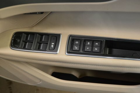 Jaguar XF 2.0I 300 300 Sport Awd #36