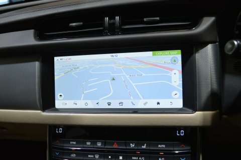 Jaguar XF 2.0I 300 300 Sport Awd #57