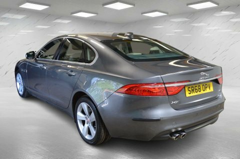 Jaguar XF 2.0D Portfolio Saloon Grey #5