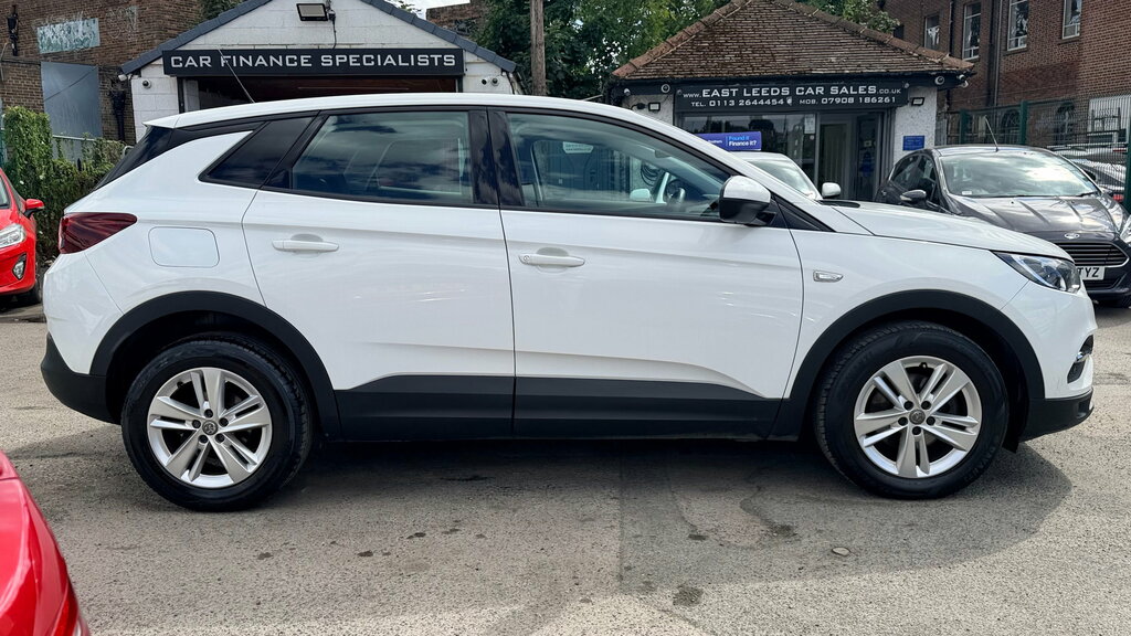 Vauxhall Grandland X 1.2 Turbo Se Suv Euro 6 Ss 1 White #2