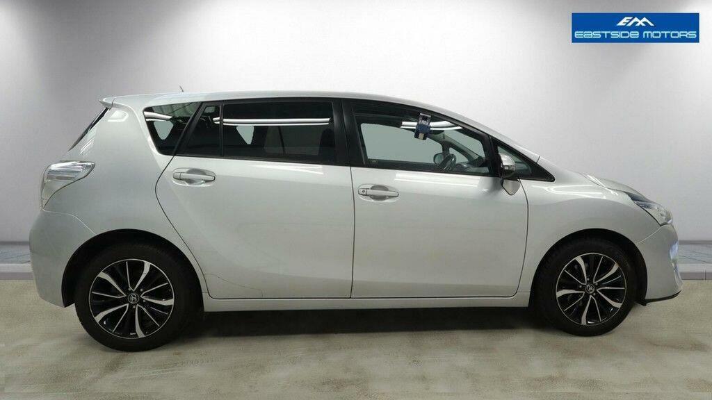 Toyota Verso 1.8 V-matic Design Multidrive S Euro 6 7 Seat Silver #5