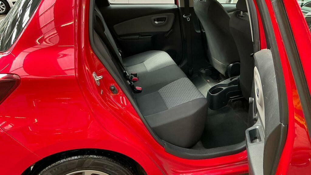 Toyota Yaris 1.4 D-4d Icon Plus Euro 5 Red #10