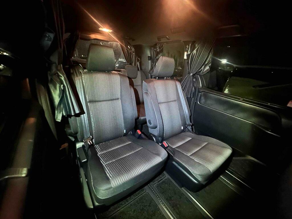 Toyota Voxy Mpv 202020 Blue #4