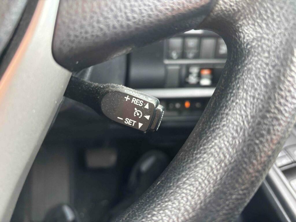 Toyota Noah Mpv 202069 Silver #5