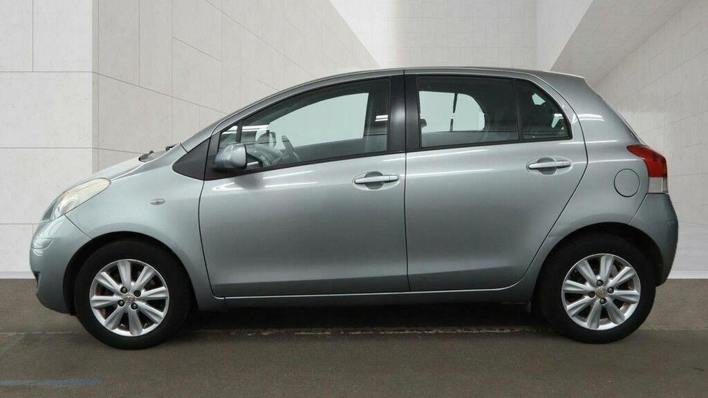 Toyota Yaris 1.33 Dual Vvt-i Tr Euro 4 Ss Silver #6