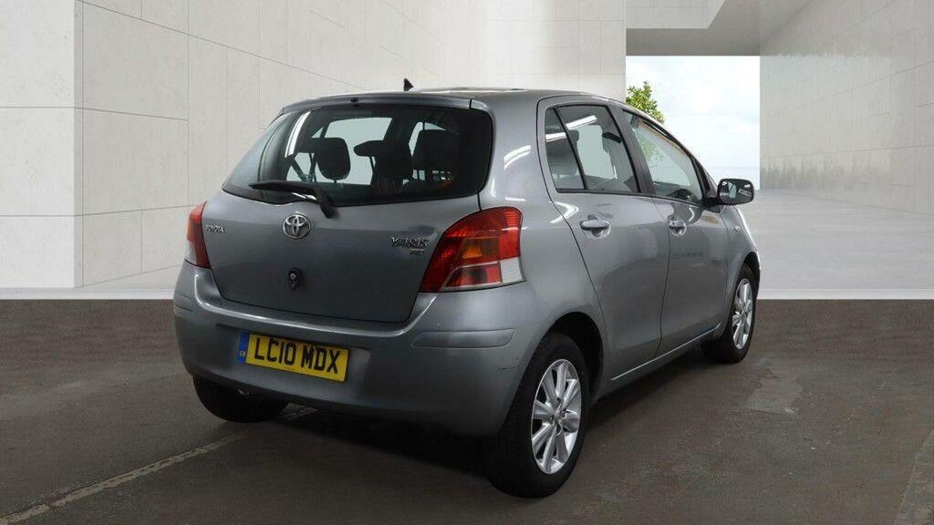 Toyota Yaris 1.33 Dual Vvt-i Tr Euro 4 Ss Silver #4