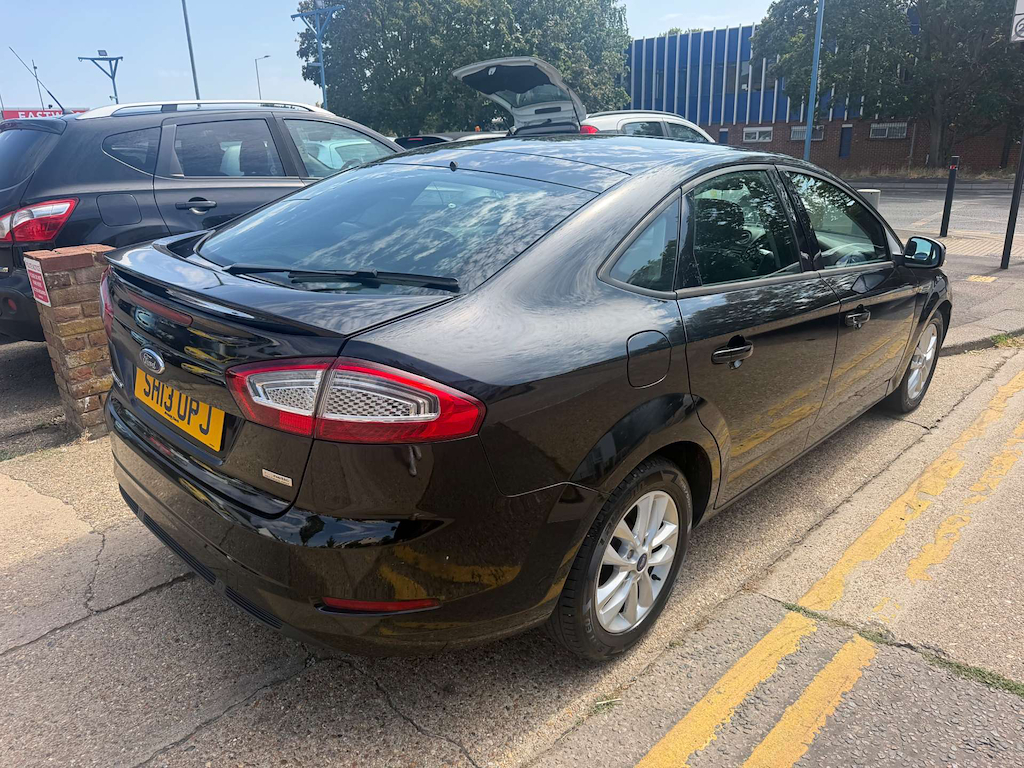 Ford Mondeo Zetec Tdci Black #2