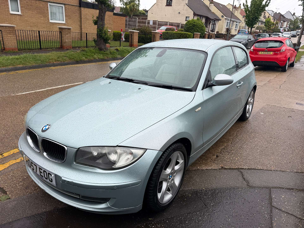 BMW 1 Series 120I Se Green #3