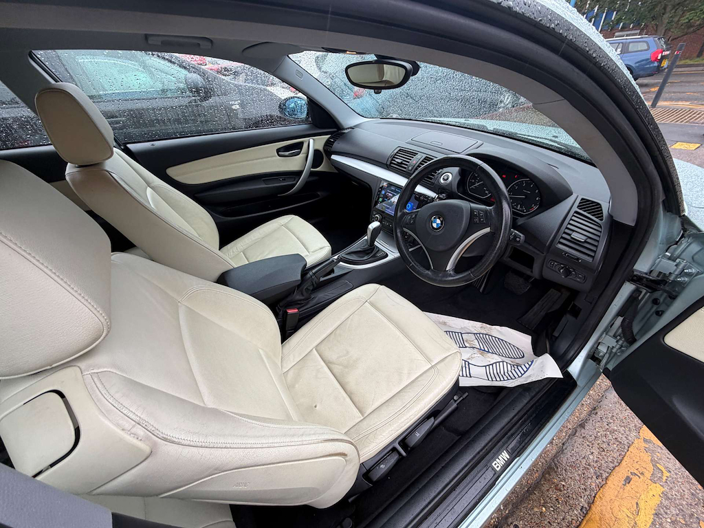 BMW 1 Series 2.0 120D Se Steptronic Euro 4 Silver #8