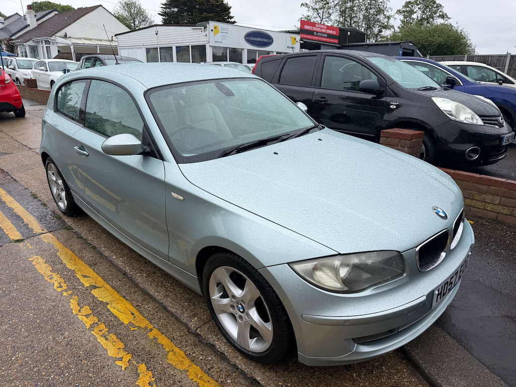 BMW 1 Series 120I Se Green