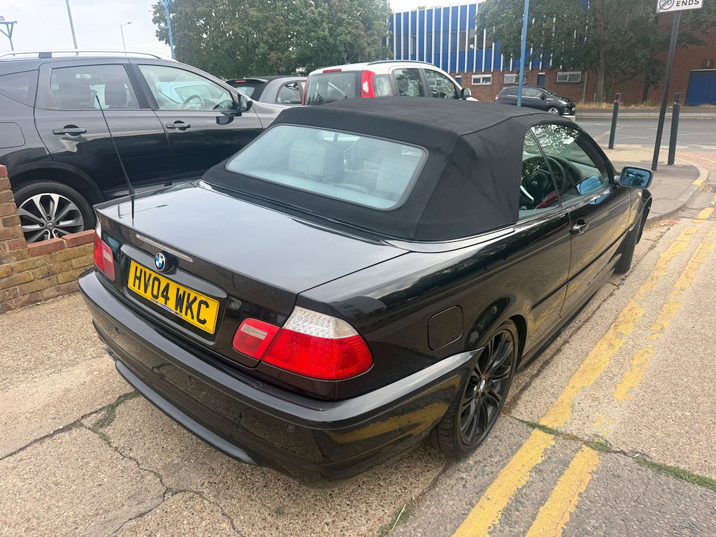 BMW 3 Series Sport Black #2