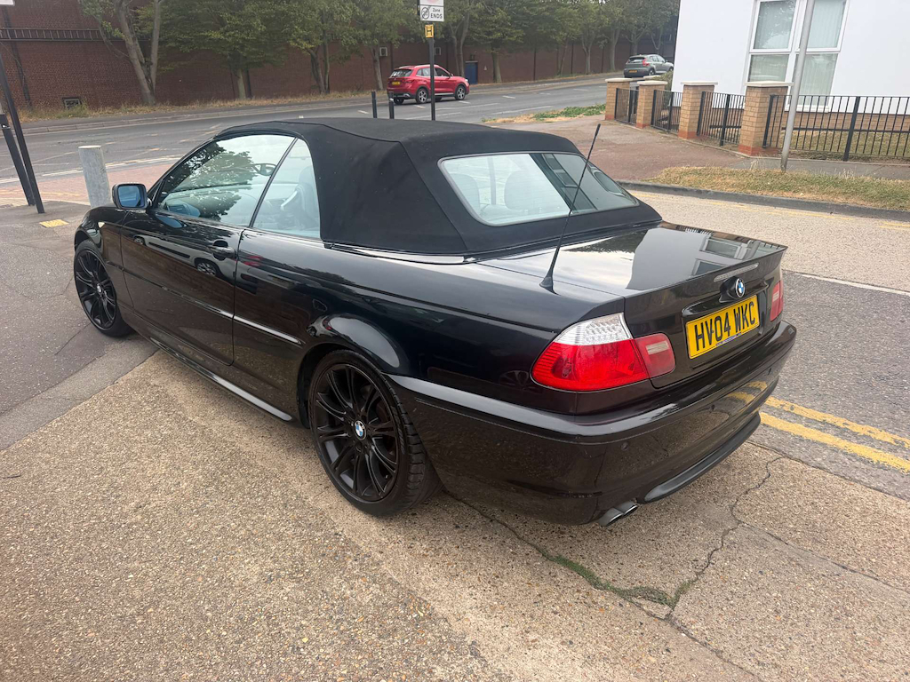 BMW 3 Series Sport Black #4