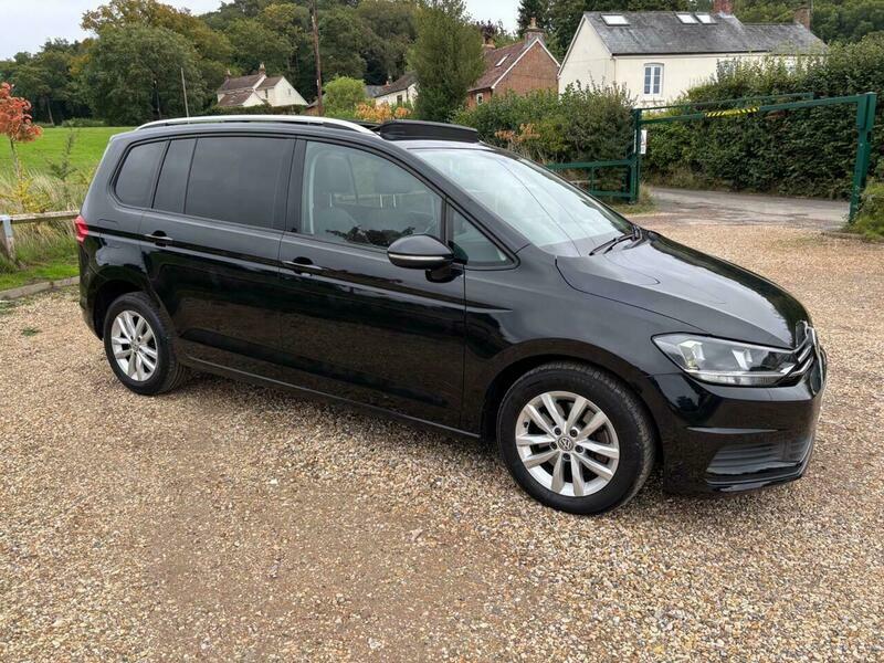 Volkswagen Touran 1.6 Tdi Se Family Black