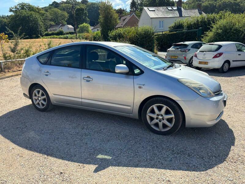 Toyota Prius 1.5 T Spirit Cvt Grey