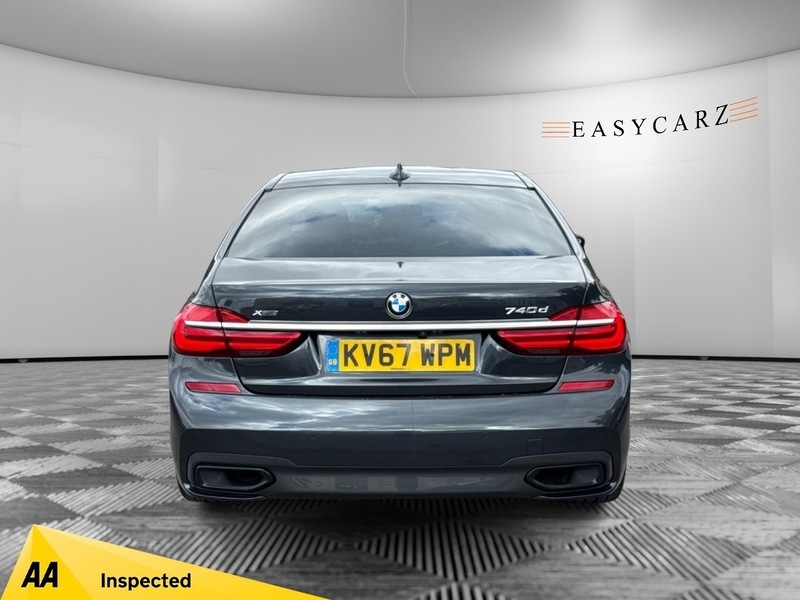 BMW 7 Series 740D Xdrive M Sport Grey #4