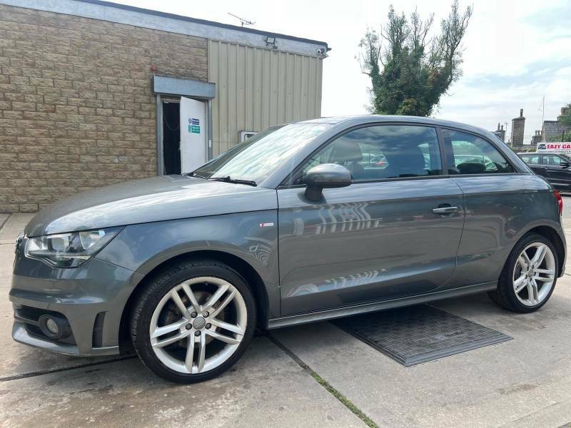 Audi A1 1.6 Tdi S Line Euro 5 Ss Grey #3