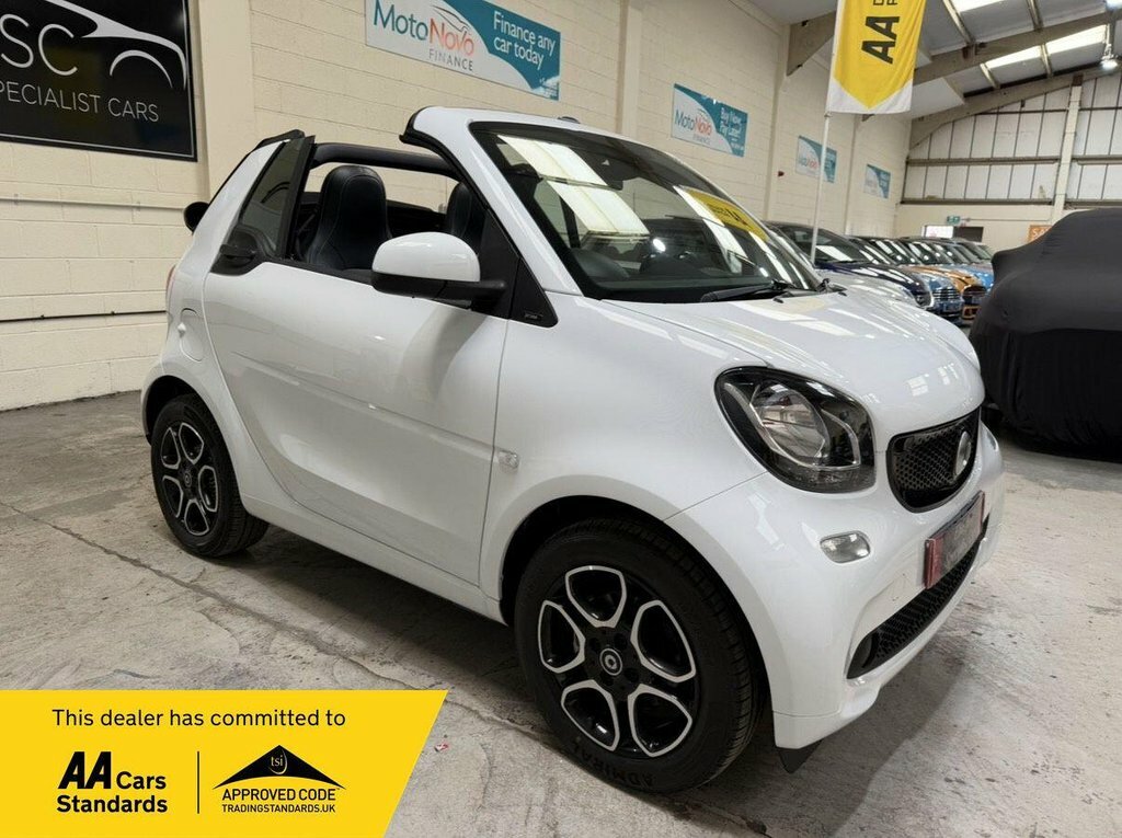 Smart Fortwo Cabrio 0.9L Prime White