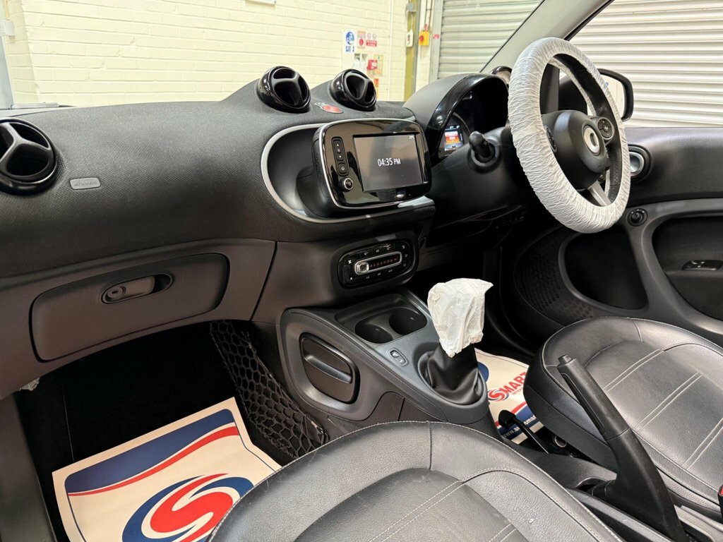 Smart Fortwo Cabrio 0.9L Prime White #6