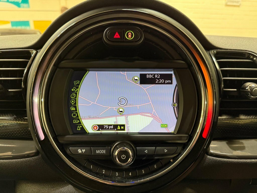 Mini Clubman 2L Cooper S 6Dr Black #4