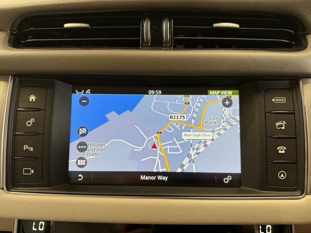 Jaguar XF 2L Portfolio Grey #4