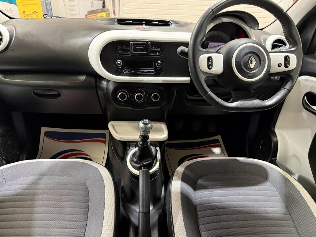 Renault Twingo 0.9L Dynamique Red #6