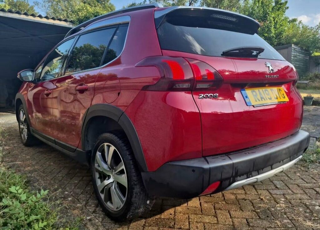 Peugeot 2008 1.2L Allure Premium Red #6