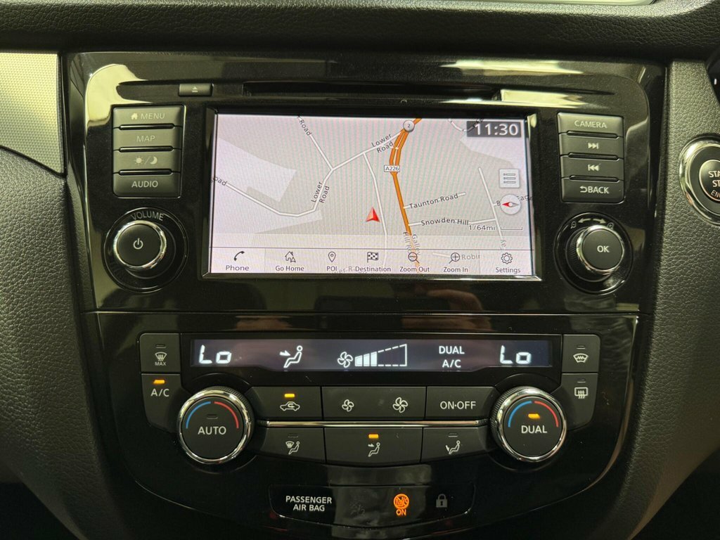 Nissan Qashqai 1.3L Tekna Black #4