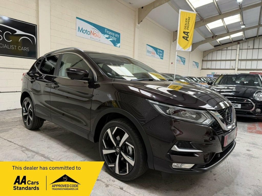 Nissan Qashqai 1.3L Tekna Black