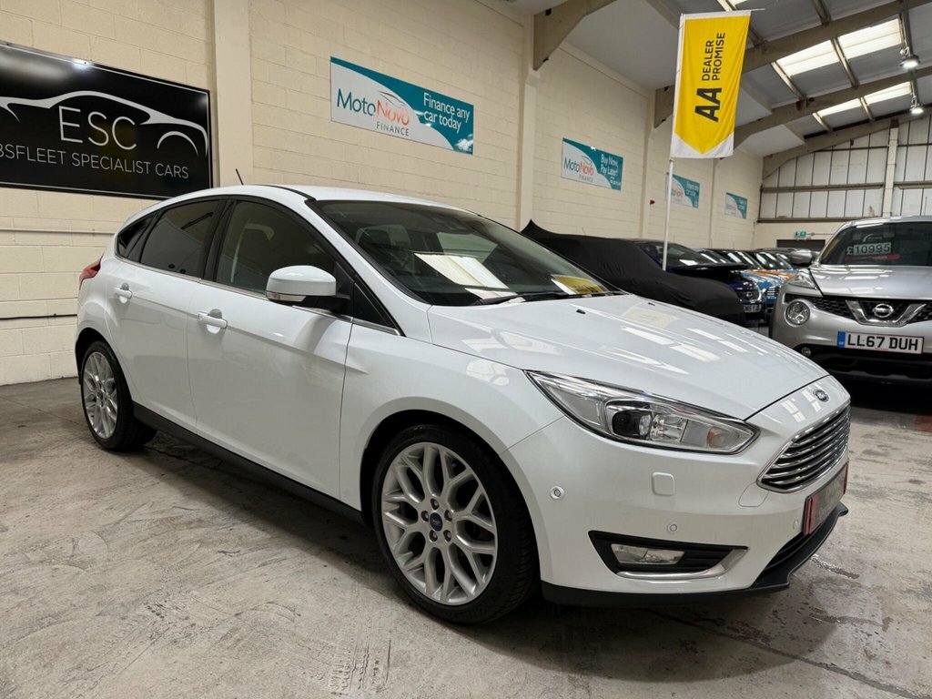 Ford Focus 1.5L Titanium X White