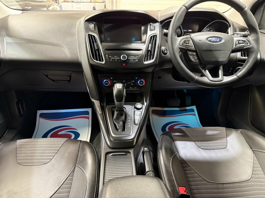 Ford Focus 1.5L Titanium X White #6
