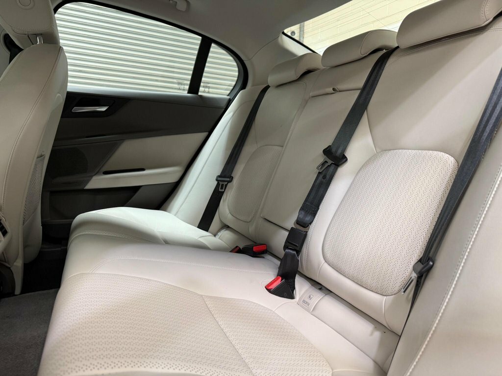Jaguar XE 2L Portfolio Red #3