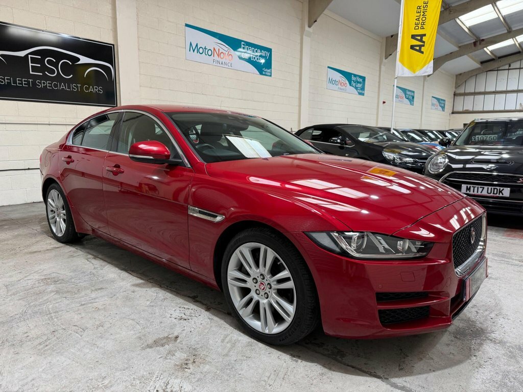 Jaguar XE 2L Portfolio Red