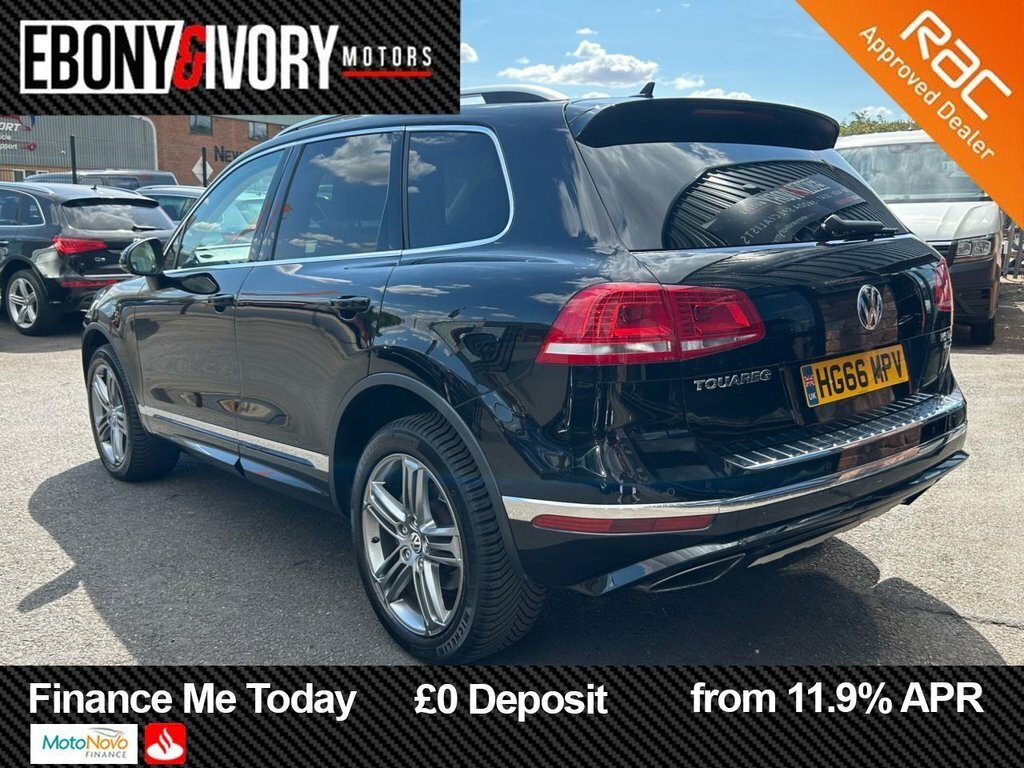 Volkswagen Touareg 3L R-line HG66MPV Black #3