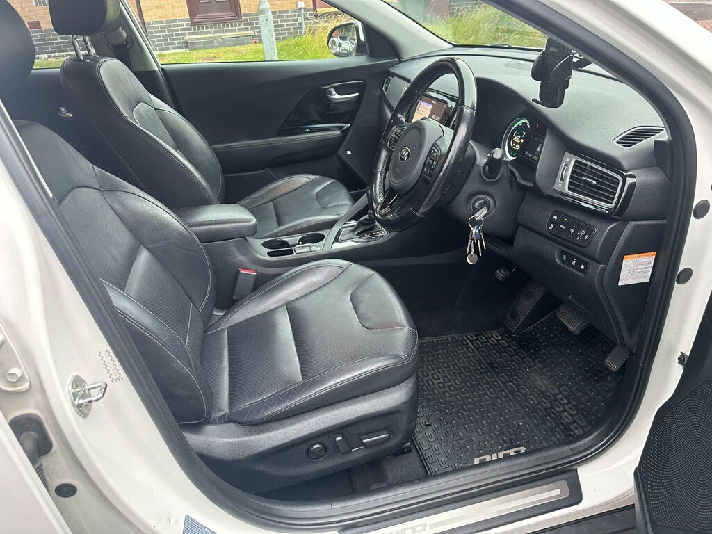 Kia e-Niro 1.6 Gdi 8.9Kwh 3 Dct Euro 6 Ss White #2