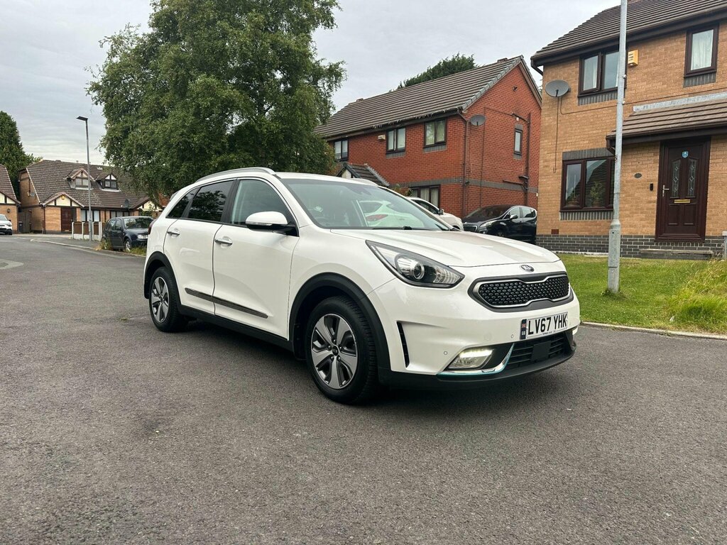 Kia e-Niro 1.6 Gdi 8.9Kwh 3 Dct Euro 6 Ss White