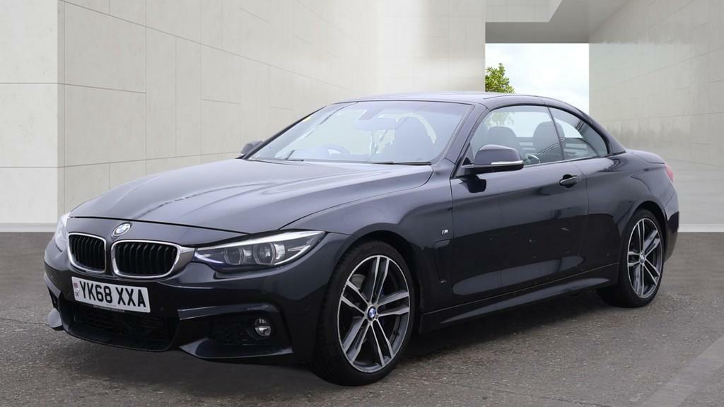 BMW 4 Series M Sport Black #2