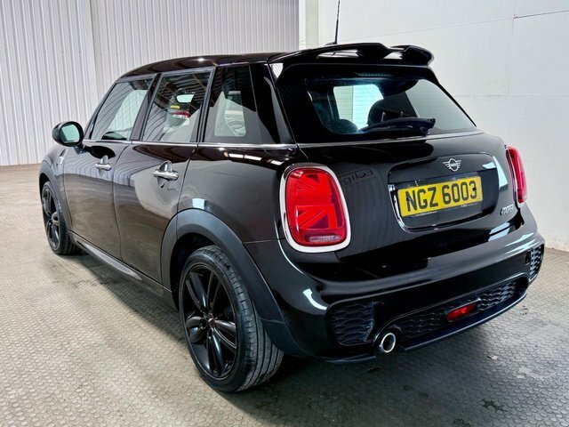 Mini Hatch 2019 1.5 Cooper Sport Hatchback Steptro NGZ6003 Black #4