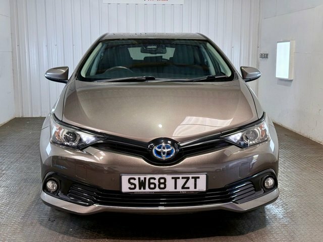Toyota Auris 2018 1.8 Vvt-h Design Hatchback Hybrid Brown #2